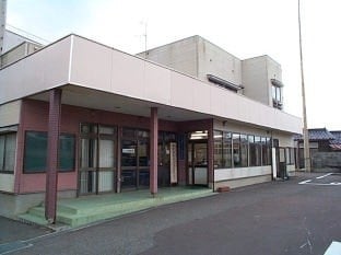 頸北観光バス社屋